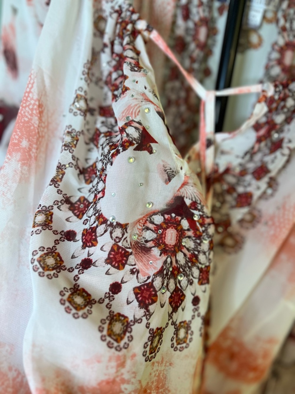NWT- Jennifer Lopez White Tunic with Coral and Brown Floral Border size 2X - Picture 6 of 12